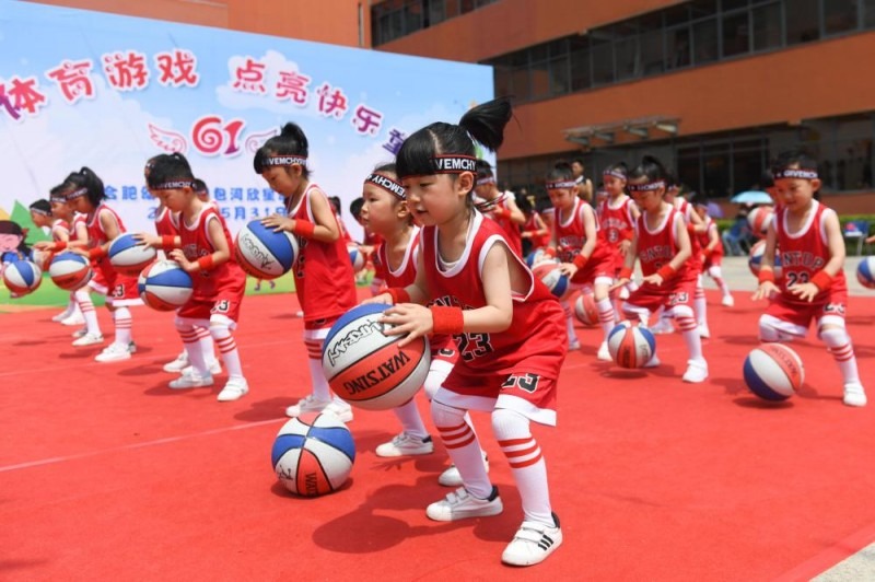 C罗、魔笛、本泽马在皇马的历史地位怎么排？[2...7]